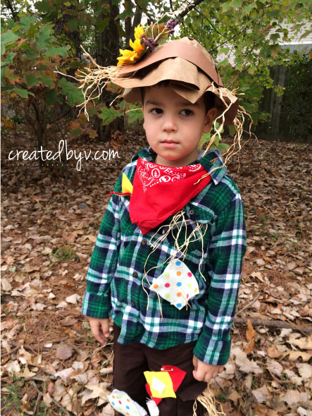 No-Sew Scarecrow Costume - created by v.